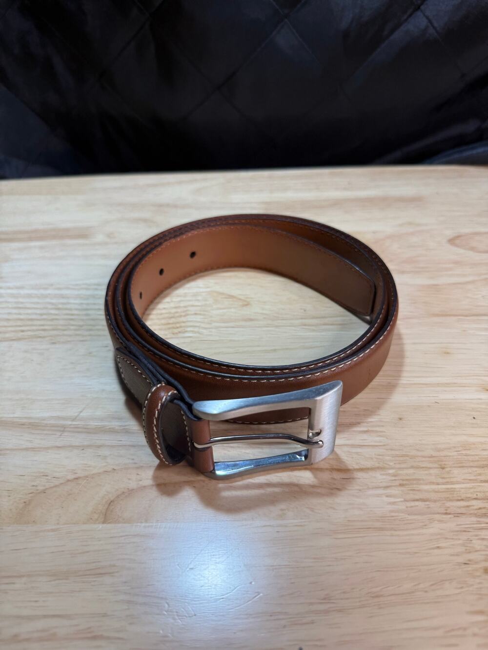 Johnston & Murphy Topstitched Leather Belt
